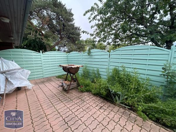 Appartement à louer 2 pièces 43.88m² Cancon (47290)