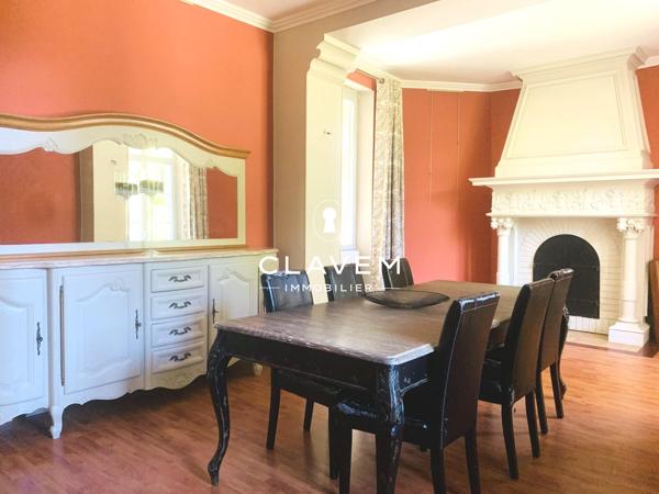 MAISON BOURGEOISE 15 pièces