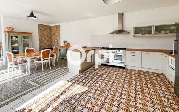 Maison à vendre    9 pièces •  Bucquoy