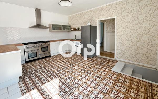 Maison à vendre    9 pièces •  Bucquoy