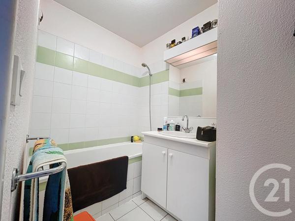 Appartement F2 Bis à vendre  3 pièces - 53,60 m2 BAGNOLS SUR CEZE - 30