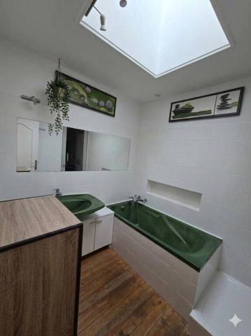 48 RUE CLAUDE PROTIERE - MAIS F4