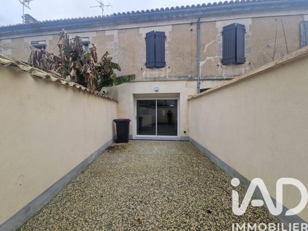 Maison à vendre 4 pièces 75 m² Saint-Yrieix-sur-Charente