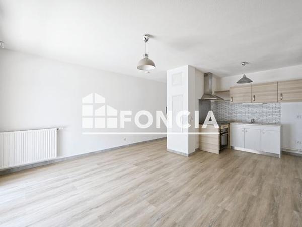 Location Appartement 2 pièces 43.6 m² - 60 avenue de la gare Pontcharra 38530