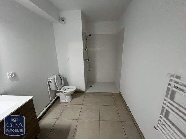 Appartement à louer 2 pièces 42.71m² Clermont-Ferrand (63000)
