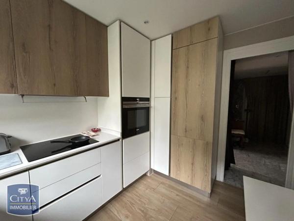 Appartement à louer 4 pièces 90.79m² Chambéry (73000)