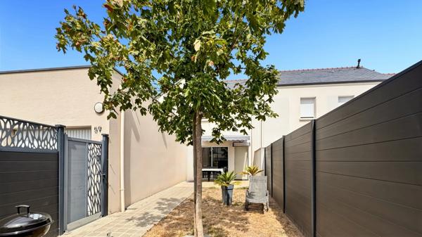 TRÉLAZÉ – MAISON 2019 de 97 m2 – PMR – 4 CHAMBRES – GARAGE – DEUX EXTÉRIEURS