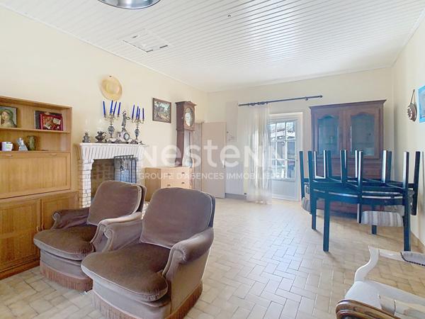 À vendre Charmante maison ancienne avec studio indépendant à Angles.