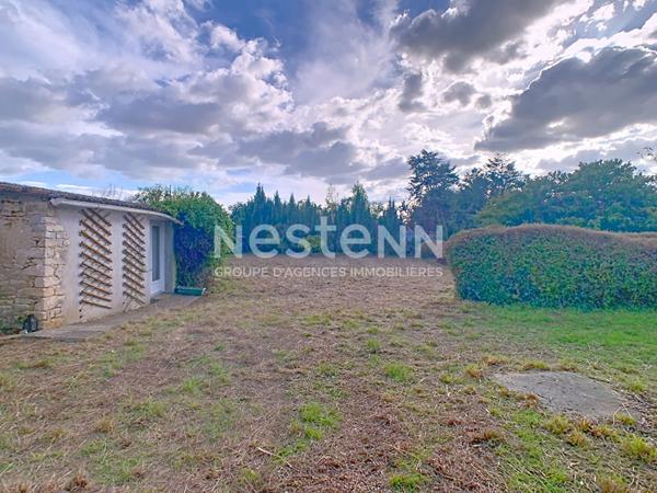 À vendre Charmante maison ancienne avec studio indépendant à Angles.