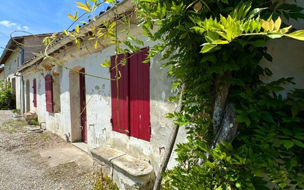 Maison à vendre    20 pièces •  Macau