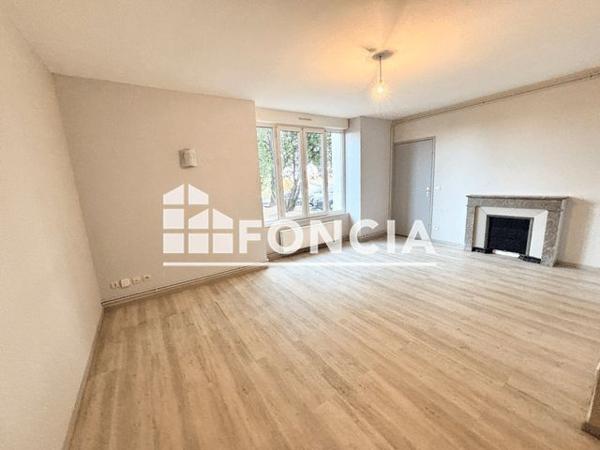 Location Appartement 3 pièces 68.03 m² - LE VILLAGE - R.N.86 Soyons 07130