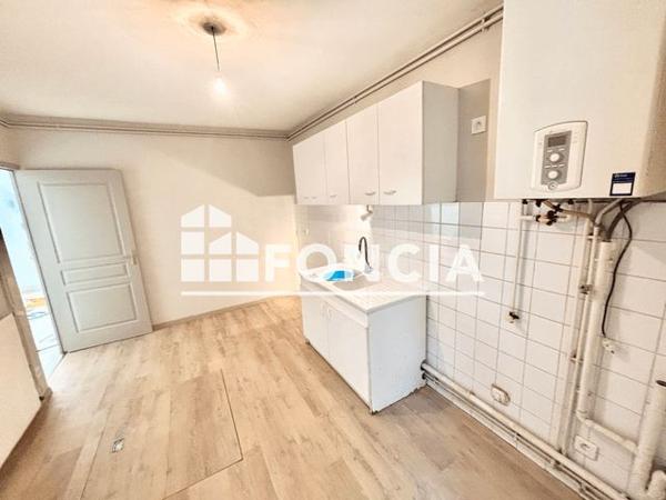 Location Appartement 3 pièces 68.03 m² - LE VILLAGE - R.N.86 Soyons 07130