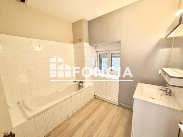 Location Appartement 3 pièces 68.03 m² - LE VILLAGE - R.N.86 Soyons 07130