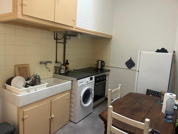 Vente                                                      Appartement
                        
                     3 pièces                      34 m2                     à Perpignan