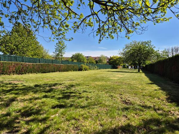 Maison de caractère 193m2 hab avec garage sur parcelle de 1700m2