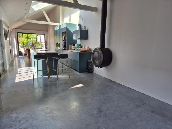 Maison de caractère 193m2 hab avec garage sur parcelle de 1700m2