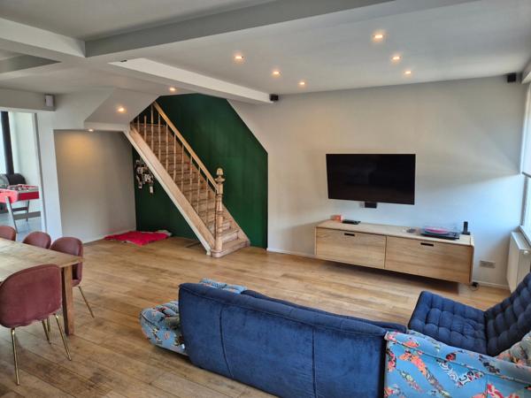 Maison de caractère 193m2 hab avec garage sur parcelle de 1700m2