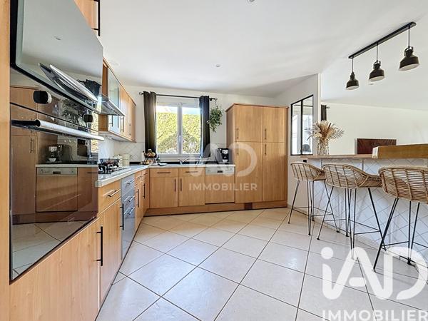 Maison à vendre 9 pièces 163 m² Pontault-Combault
