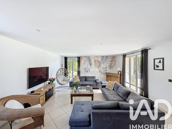 Maison à vendre 9 pièces 163 m² Pontault-Combault