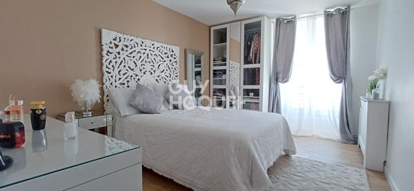 Maison 110m² 5 pièces 4 chambres FLINS SUR SEINE