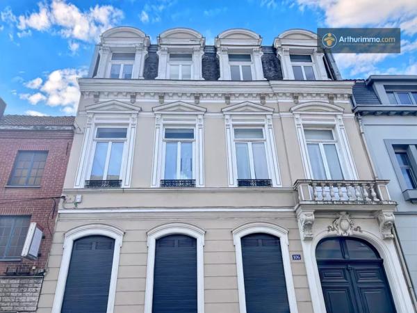 Vente                                                      Maison
                        
                     11 pièces                      385 m2                     à Roubaix