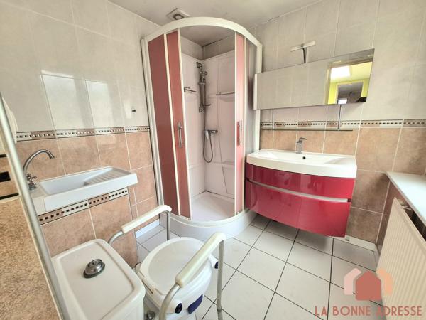Grande maison familiale à travaux