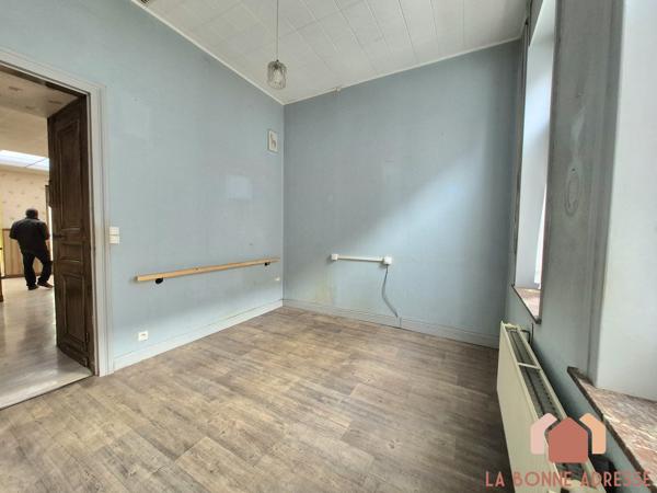 Grande maison familiale à travaux