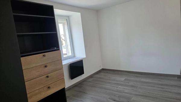 Appartement à louer à Rochejean (25370)