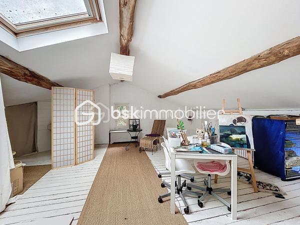Maison de 311 m²