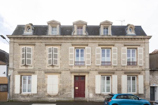 Location Appartement89,32 m² - 5 Pièces - LUCON (85400)