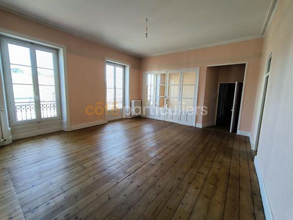 Location Appartement89,32 m² - 5 Pièces - LUCON (85400)