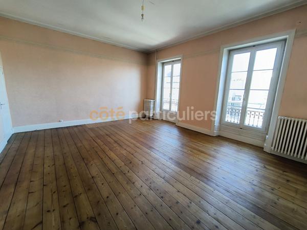 Location Appartement89,32 m² - 5 Pièces - LUCON (85400)