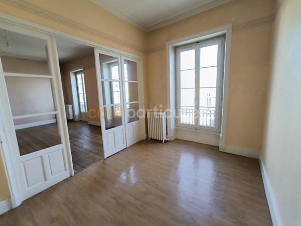 Location Appartement89,32 m² - 5 Pièces - LUCON (85400)