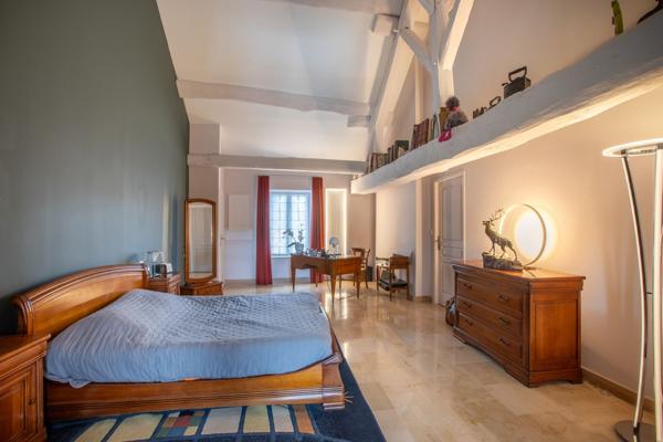 Vente Maison de luxe Dijon 11 Pièces 347 m²