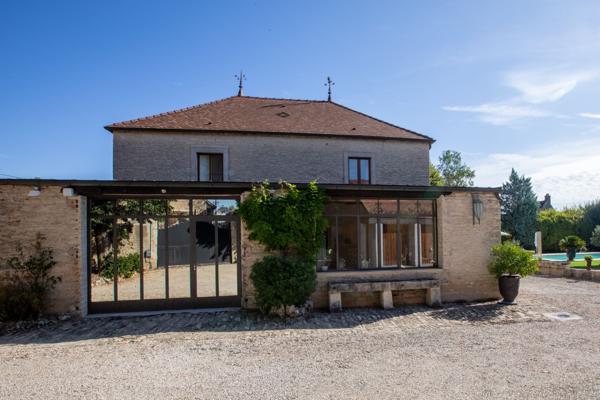 Vente Maison de luxe Dijon 11 Pièces 347 m²