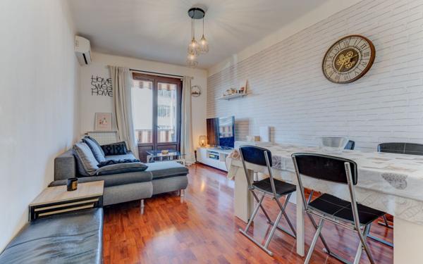 Appartement à vendre    3 pièces • 70 m2 Nice