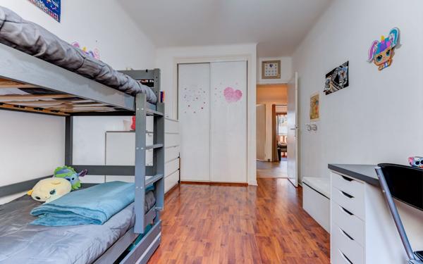 Appartement à vendre    3 pièces • 70 m2 Nice