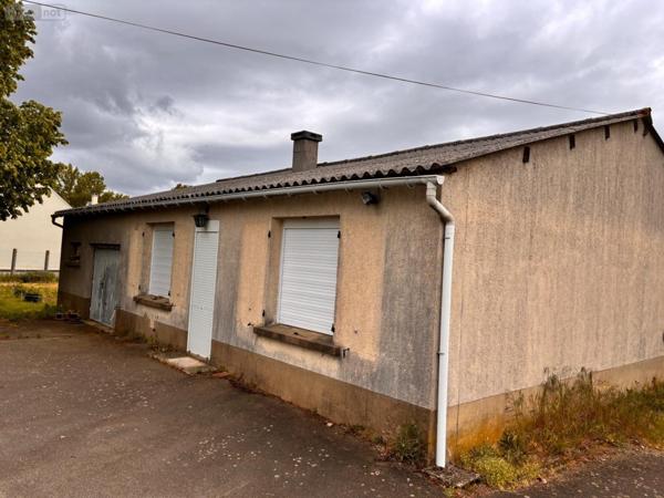 Maison à vendre à Changé dans la Sarthe (72560), ref : LMY/LE