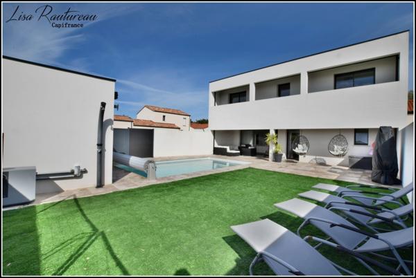 Maison contemporaine avec piscine – Boufféré, (Montaigu-Vendée)