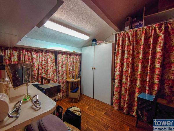 CONTEMPORAINE ARCHITECTE 69 M2 AU CALME SUR 800 M2 CLOTURE 46700 PUY L'EVEQUE