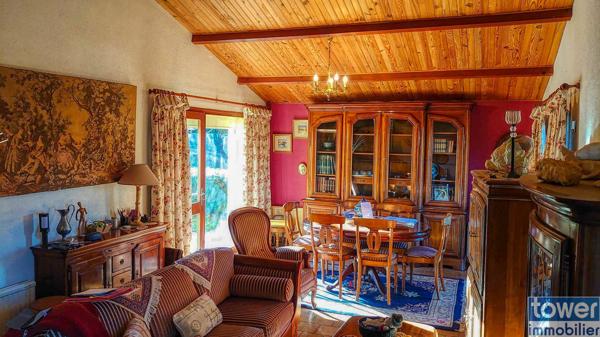 CONTEMPORAINE ARCHITECTE 69 M2 AU CALME SUR 800 M2 CLOTURE 46700 PUY L'EVEQUE