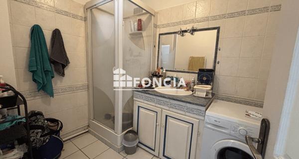 À vendre Appartement 2 pièces 49 m² - Angoulême 16000