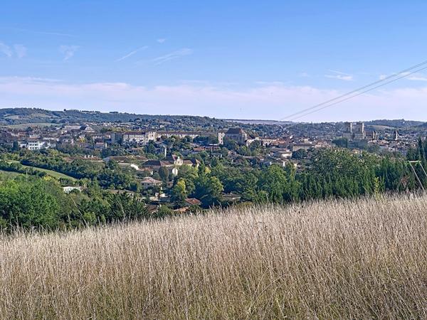 Terrain à Bâtir AUCH vue Pyrénées et cathédrale