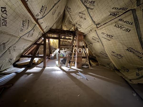 Appartement 9 pièce(s) 6 chambre(s) 130 m²