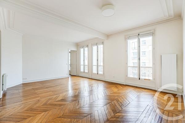 Appartement T3 à vendre  3 pièces - 61,80 m 2   PARIS  - 75015