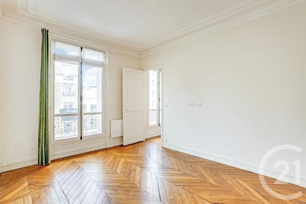 Appartement T3 à vendre  3 pièces - 61,80 m 2   PARIS  - 75015