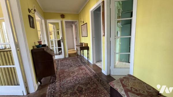 75016 PARIS - APPARTEMENT 5 PIECES-CHAMBRE DE SERVICE - BOX - A RENOVER