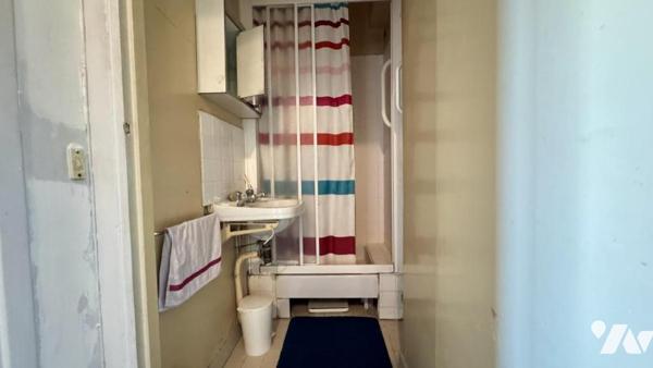 75016 PARIS - APPARTEMENT 5 PIECES-CHAMBRE DE SERVICE - BOX - A RENOVER