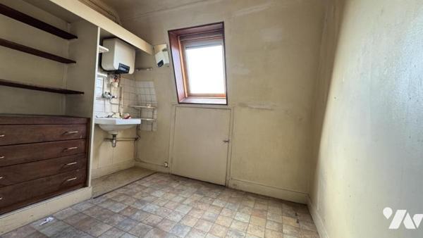 75016 PARIS - APPARTEMENT 5 PIECES-CHAMBRE DE SERVICE - BOX - A RENOVER