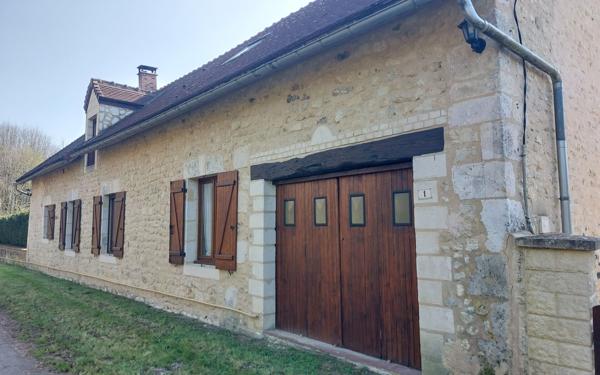 Maison à vendre    4 pièces •  Mortagne-au-Perche